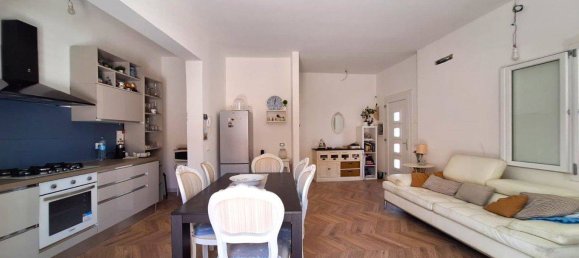 2 Schlafzimmer Haus in Lecce, Italy, Nr. 319276 8
