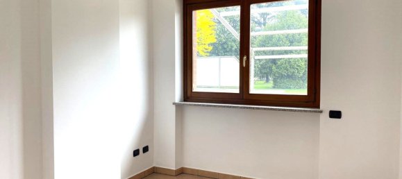 2 rooms Apartment in Vinovo, Italy No. 155233 11