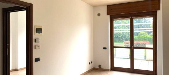 2 rooms Apartment in Vinovo, Italy No. 155233 7