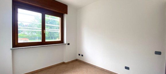 2 rooms Apartment in Vinovo, Italy No. 155233 12