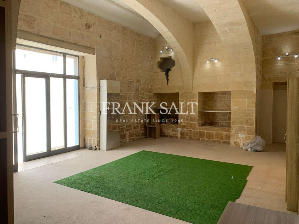  Office in Attard, Malta No. 13239