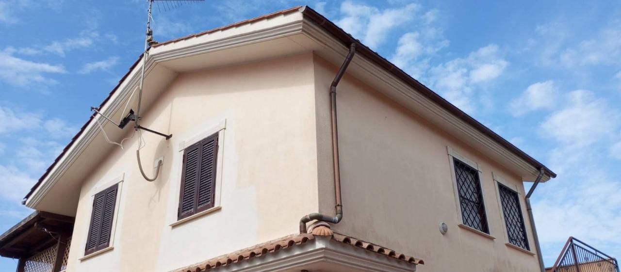 3 rooms Villa in Ardea, Italy No. 34691