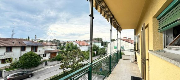 3 chambres Appartement à Udine, Italy No. 345519 26