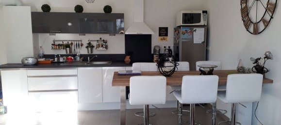 2 غرف نوم شقة في L'Isle-Adam, France رقم 334362 4