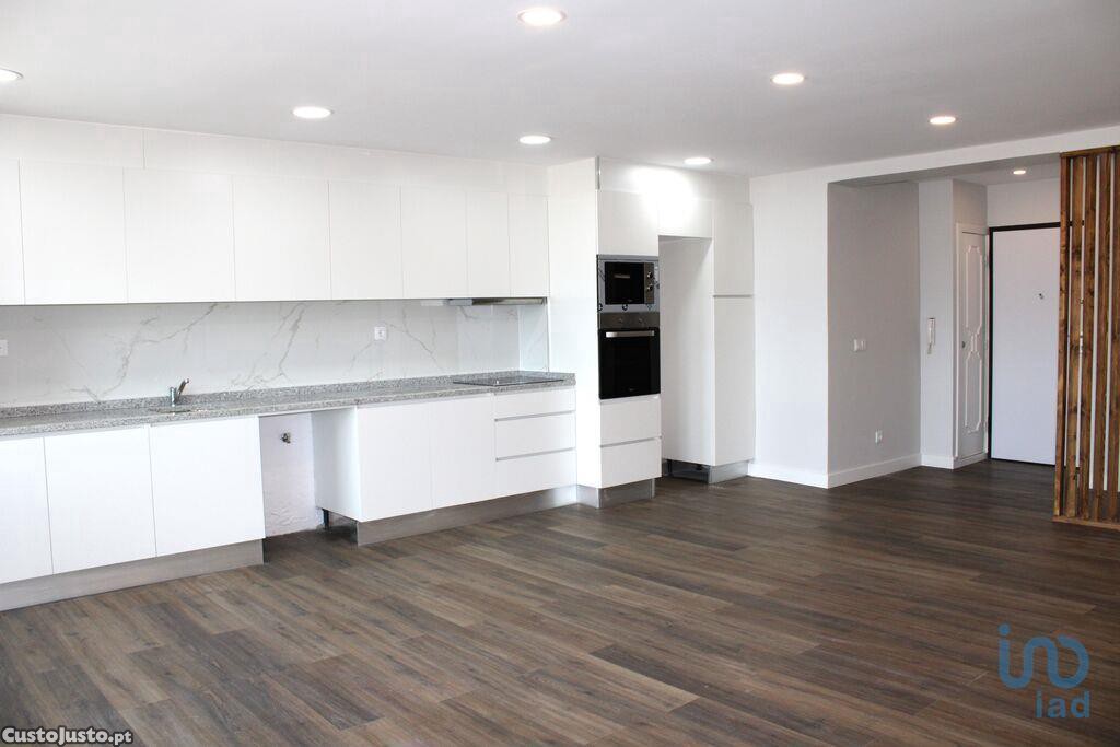 3 bedrooms Apartment in Chaves, Portugal No. 200026