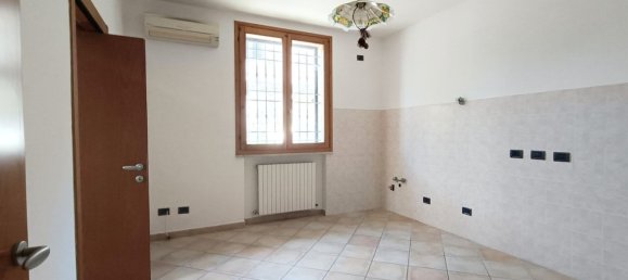 4 bedrooms Villa in Forlì, Italy No. 314105 7