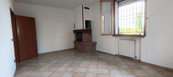 4 bedrooms Villa in Forlì, Italy No. 314105 2
