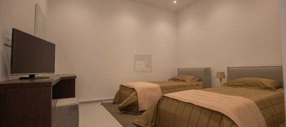 Дом с 6 спальнями в Айя Напа, Кипр № 6384 13