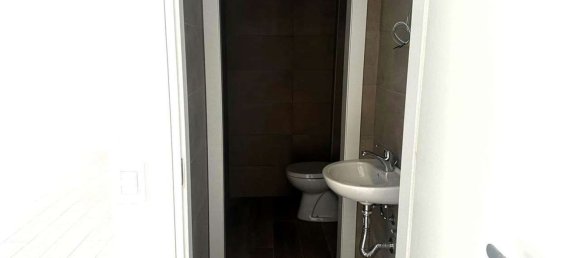 Imóvel comercial em Bovisio Masciago, Italy 80 m² N.º 137754 9