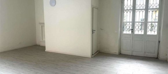 Imóvel comercial em Bovisio Masciago, Italy 80 m² N.º 137754 6