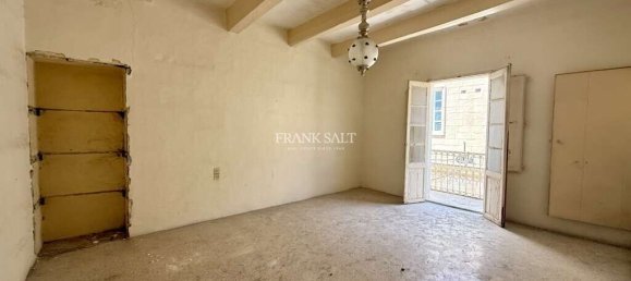 Таунхаус с 4 спальнями в Флориана, Мальта № 3066 8