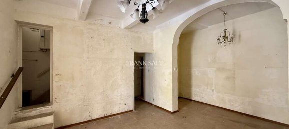 Таунхаус с 4 спальнями в Флориана, Мальта № 3066 2