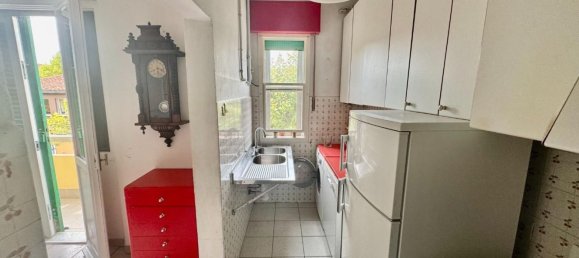 Квартира с 4 комнатами в Понтедера, Италия № 276281 15