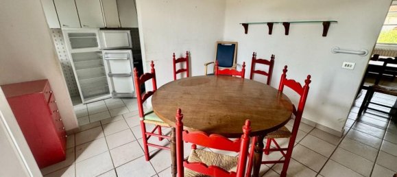 Квартира с 4 комнатами в Понтедера, Италия № 276281 14