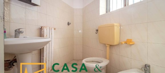 6 bedrooms House in Pratella, Italy No. 325680 10