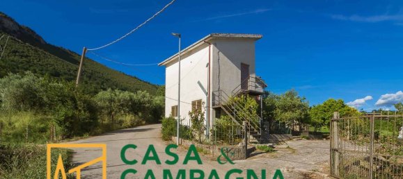 6 bedrooms House in Pratella, Italy No. 325680 21