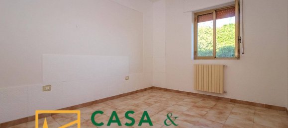 6 bedrooms House in Pratella, Italy No. 325680 18