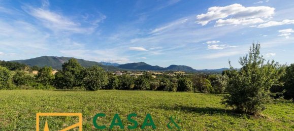 6 bedrooms House in Pratella, Italy No. 325680 5