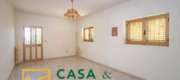 6 bedrooms House in Pratella, Italy No. 325680 11