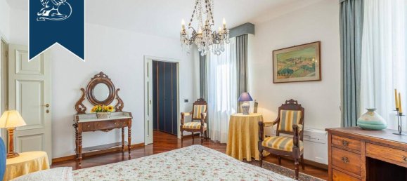 8 bedrooms Villa in Capannori, Italy No. 331193 2