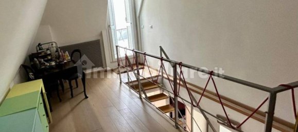 2 bedrooms Penthouse in Livorno, Italy No. 225724 5