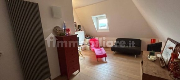 2 bedrooms Penthouse in Livorno, Italy No. 225724 6