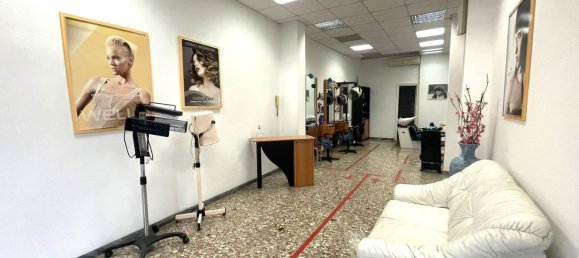 Коммерческая недвижимость 46м² в Рим, Италия № 22113 5