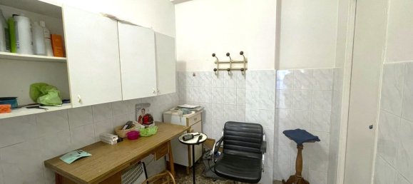 Коммерческая недвижимость 46м² в Рим, Италия № 22113 6