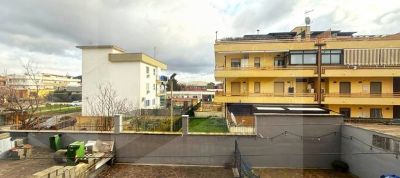 Apartamento de 2 habitaciónes en Pomigliano d'Arco, Italy No. 94633 16