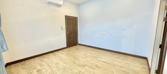 6 bedrooms Cafe / restaurant in Bang Lamung, Thailand No. 10534 5