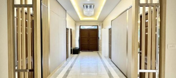 6 bedrooms Cafe / restaurant in Bang Lamung, Thailand No. 10534 20