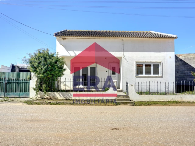 3 bedrooms House in Atouguia da Baleia, Portugal No. 307591