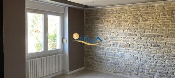 4 bedrooms House in L'Isle-sur-le-Doubs, France No. 307582 5