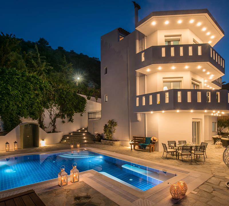 397m² Villa in Gazi, Greece No. 4581