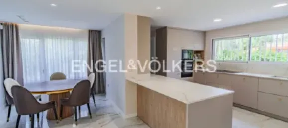 7 غرف نوم فيلا في Alicante, Spain رقم 133507 24