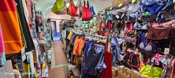 3غرفة عقار تجاري في Alassio, Italy رقم 282993 6