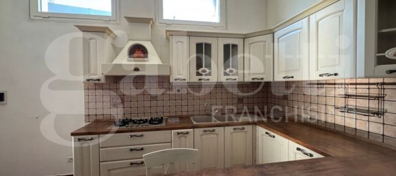 Квартира с 9 комнатами в Лечче, Италия № 284079 9