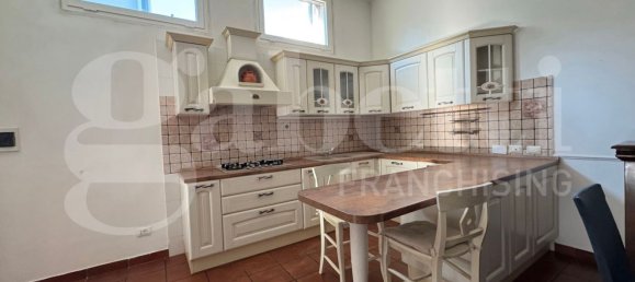 Квартира с 9 комнатами в Лечче, Италия № 284079 8