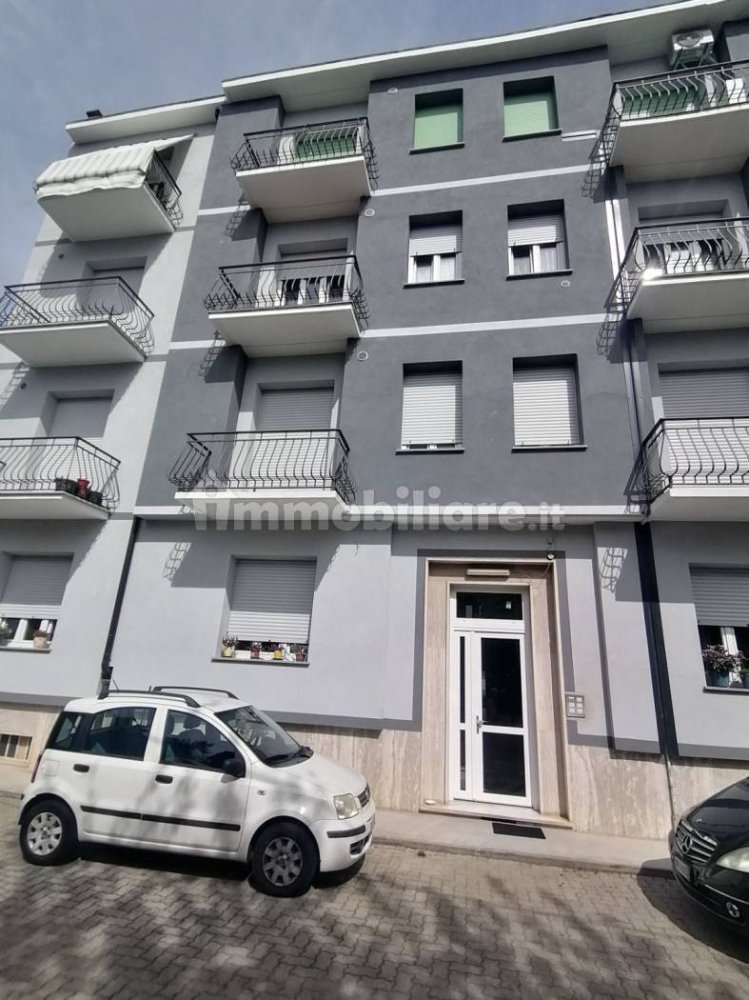 2 bedrooms Apartment in Druento, Italy No. 294401