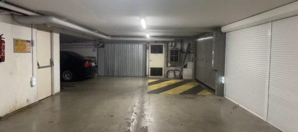 Parkplatz in Cannes, France, Nr. 299774 4