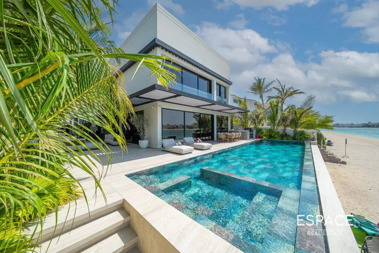 4 Schlafzimmer Villa in Palm Jumeirah, UAE, Nr. 209141