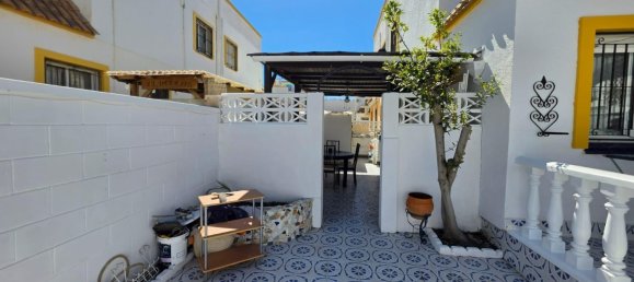 3 bedrooms House for sale in Torrevieja, Alicante, Valencian Community, Spain № 365946 12