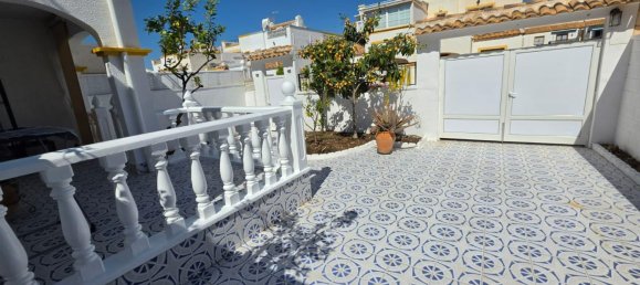 3 bedrooms House for sale in Torrevieja, Alicante, Valencian Community, Spain № 365946 11
