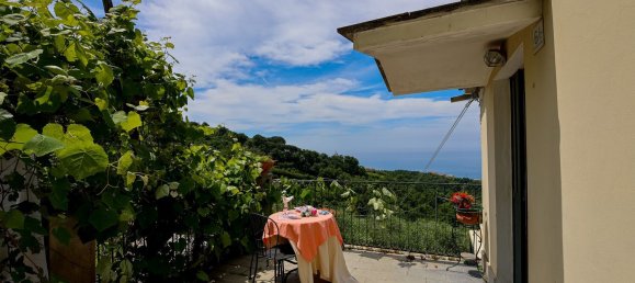 4 rooms Apartment in Lavagna, Italy No. 272385 7