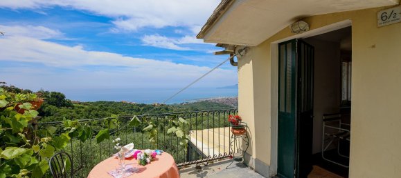 4 rooms Apartment in Lavagna, Italy No. 272385 10