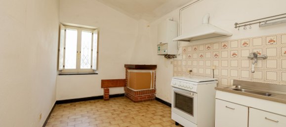 4 rooms Apartment in Lavagna, Italy No. 272385 26