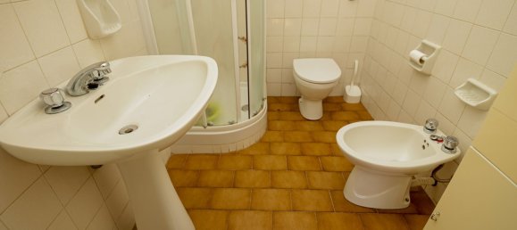 4 rooms Apartment in Lavagna, Italy No. 272385 31