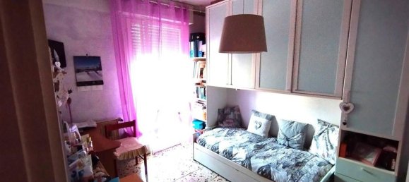 5 rooms Apartment in Massa, Italy No. 195629 16