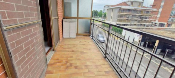 4-salle Appartement à Turin, Italy No. 161208 12