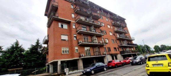 4-salle Appartement à Turin, Italy No. 161208 2